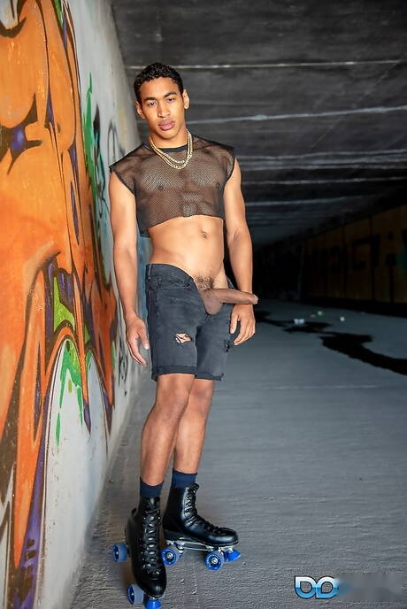 Dominic Pacifico: Latin well-built Mateo Fernandez take off his clothes