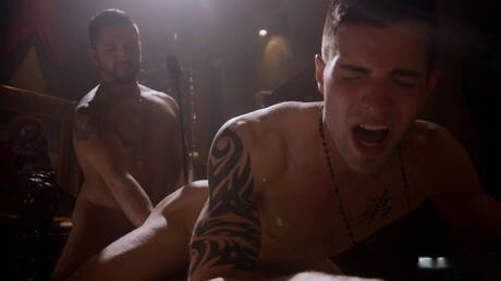 Hübsche amerikanische Jungs, gut gebaut Dominic Pacifico und harter Kerl Casey Everett in heißer homosexueller Action