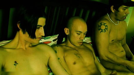 Los chicos desagradables Max Pfeiffer, Kai y Rusty tienen un trío sexual caliente