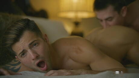 Os caras americanos gostosos, o durão Jack Hunter e o durão Casey Everett, fazem sexo quente