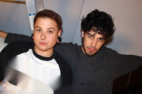 Alterna Dudes: Well-built Dustin and strongman Rob Benson in dick sucking scene