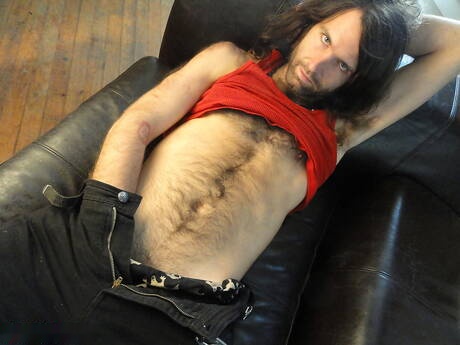 Il giovane ragazzo Austin Cunningham si masturba il cazzo