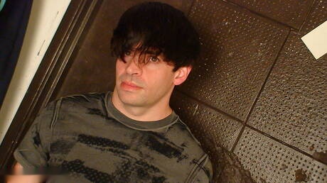 Beefy Renan Valentine and beefy Ryan Starr have a good oral sex