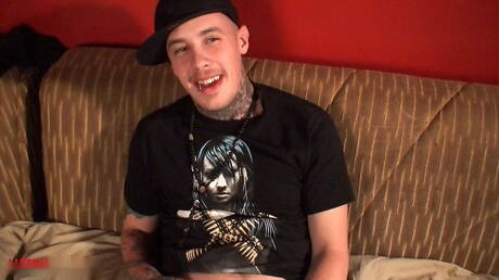 Alterna Dudes: Strongman Joe jerk off