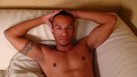 Hot boy Tyler Crue and beautiful boy Skyler have a good oral sex