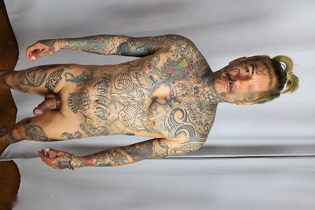 Il duro Thrasher e il duro Christop si fanno un bel sesso orale