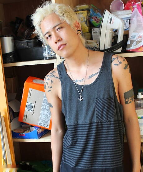 Asian strongman Yuki Botwin jerk off his cock