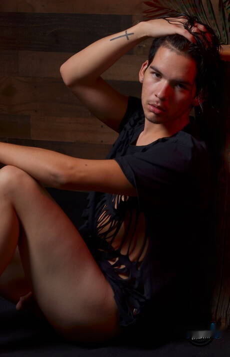 Young Romeo Daniel posing nude