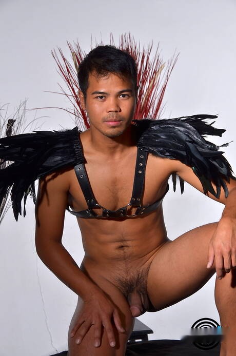 Il fusto John Rene e il muscoloso Jaycee si fanno un buco nel culo