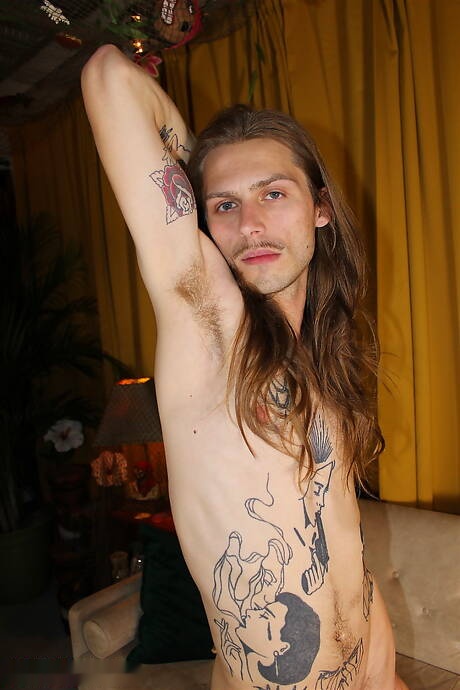 Young boy Jacob Fisher jerk off his dick