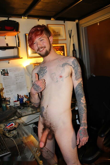 Alterna Dudes: トゥインク・ヘイジー・メイジーがチンコをしゃぶる