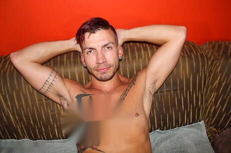 Husky guy Justin Case and american husky guy Lucius Cross posing nude