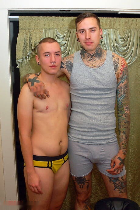 Alterna Dudes: Ruckus and James Darling have a hot couple FTM sex