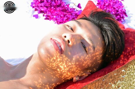 Tough guy Dylan Nguyen and american well-built Zack Randall have a good oral sex outdoor