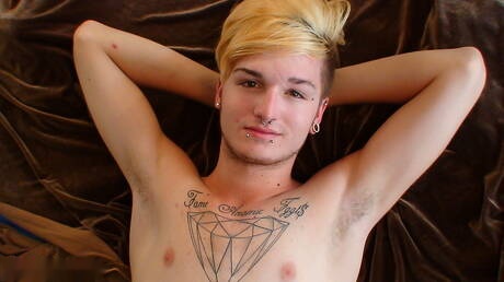 Gli amici sexy Dustin, Austin Mitchell e Stagg si sono scopati a vicenda