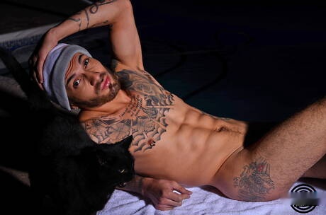 Hunk Boi Chino and latin tough guy Matthew Grande posing nude outdoor