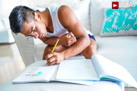 Der harte Latino-Typ Lex Vargas und der attraktive Schwede Tomas Brand haben guten Analsex