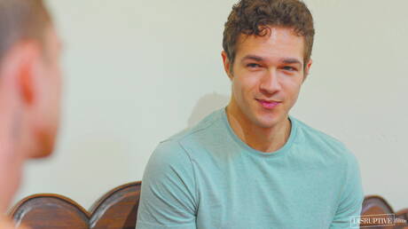 Der amerikanische Pornostar Jayden Marcos und der junge Theo Brady ficken nach dem Blowjob