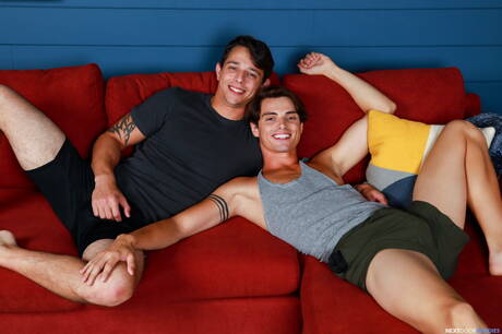 Los jóvenes estadounidenses Kyle Wyncrest y Ben Masters se aman.