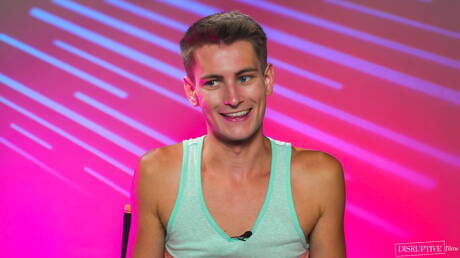 American hot twink Trevor Harris and hunky guy Ian Holms fuck after dick sucking