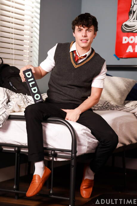 Adult Time: Two american boys young dude Harley Xavier and pretty boy Asher Day fuck ass after sucking dick