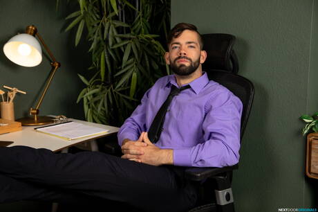 Next Door Studios: Hot american guys otter Julian Brady and muscular Josh Brady in hot homosexual action