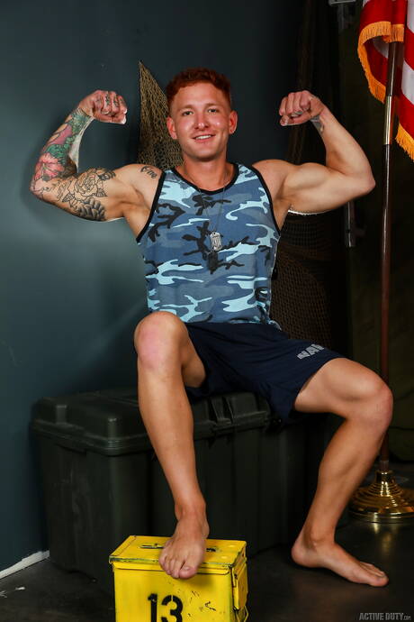 美國強壯公牛 Jeremiah Cruze 和種馬 Mick Marlo 鑽屁股