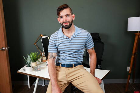 American hairy stud Julian Brady and tough guy Rex Rush sucking and screwing each other