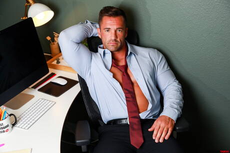 American hairy stud Julian Brady and tough guy Rex Rush sucking and screwing each other