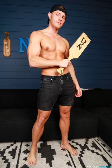 Hot american boys husky guy Kane Fox and muscular Ryder Owens fuck ass after sucking