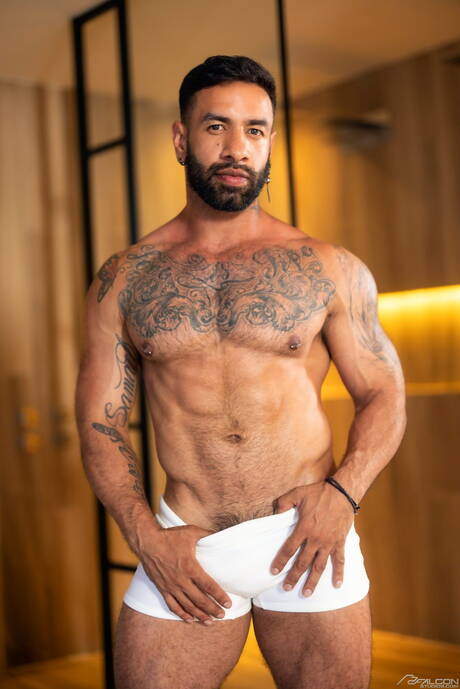 Gael, Andy Rodrigues, Rhyheim Shabazz, Elijah Zayne, Matheus, Mateo in gangbang scene outdoor