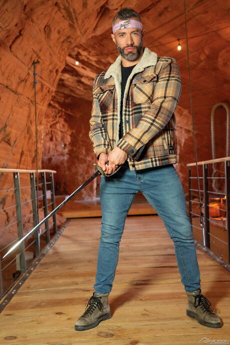 Falcon Studios: American pornstars strongman Sean Zevran and bear Cole Connor have a hot sex