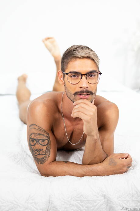 Gorgeous boy Theo Colucci and attractive guy Will Duarte fuck ass after blowjob