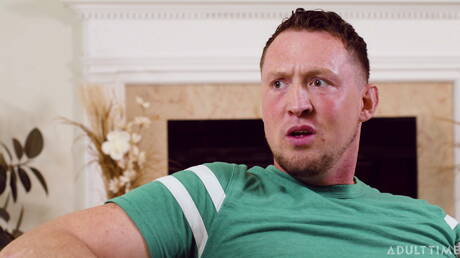 Die amerikanischen Stars JJ Knight und Superhengst Pierce Paris in einer heißen Homosexuellenszene