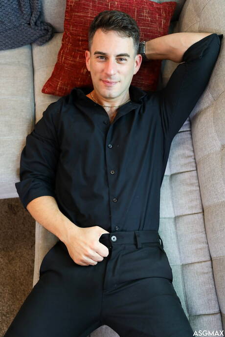 Les sexy Masyn Thorne, Ryder Owens et Liam Hunt ont un plan à trois torride