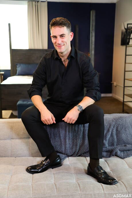 Sexy Masyn Thorne, Ryder Owens and Liam Hunt have a hot threesome sex