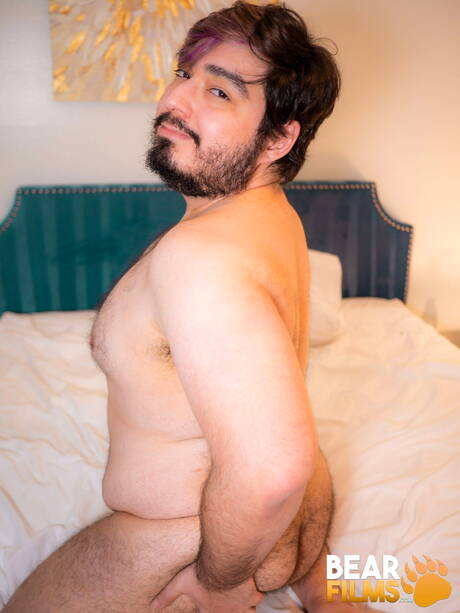 Nice Johnny Leo masturbating