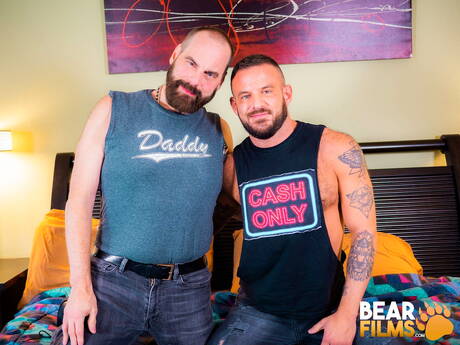 American pornstars hairy stud Steve Sommers and otter Sean Harding fuck ass after blowjob