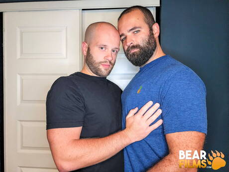 Hot stud Cody Martin and sexy stud Levy Bear in hot ass bang
