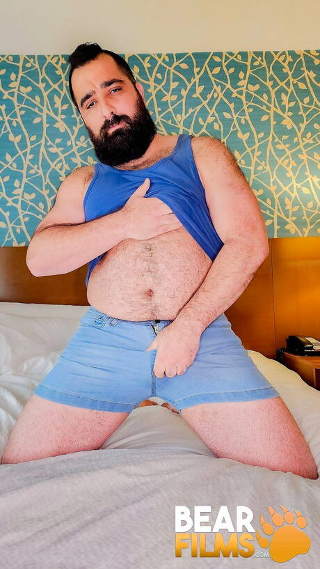 Hot Bare Ranger jerk off