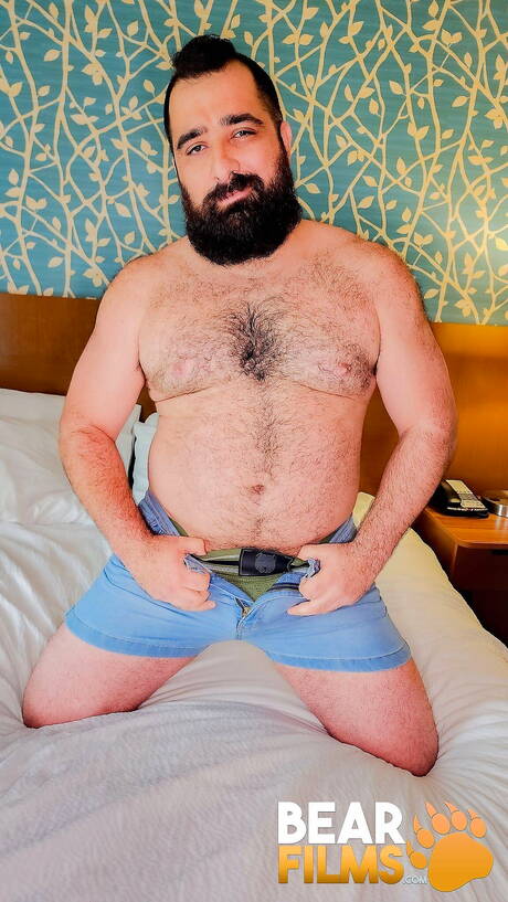 Hot Bare Ranger jerk off