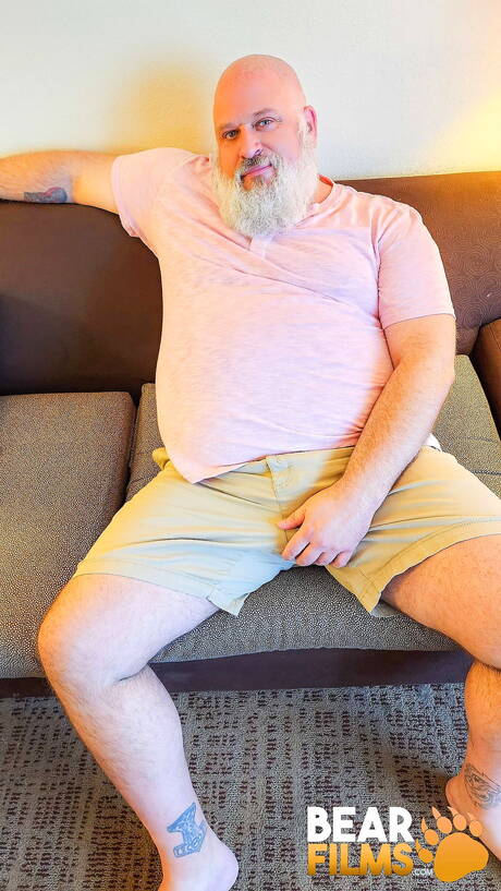 Sexy Cliff Boyd jerk off his cock