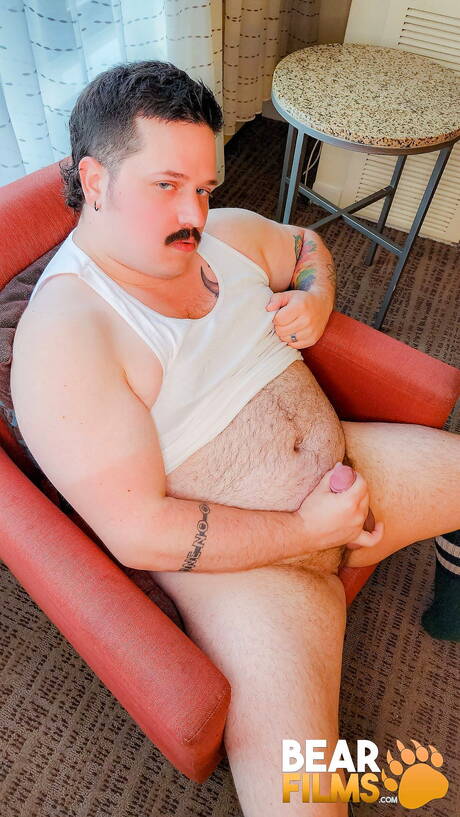 Pretty Jackson Boyd jerk off his cock