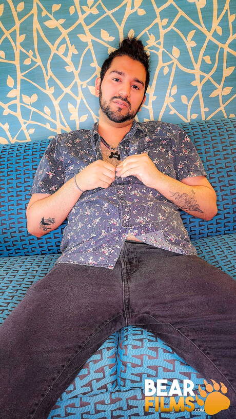 털 많은 곰 강아지 아교 자위