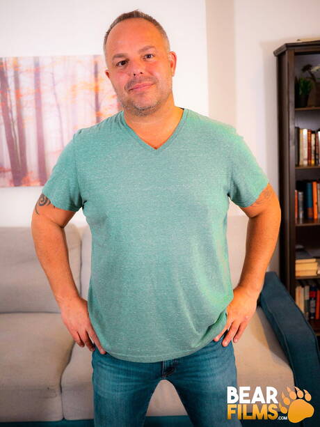 Sexy Mark Matthews get naked and showing nice ass