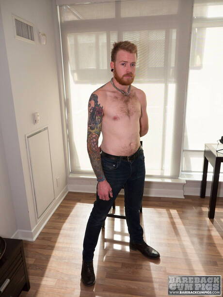 帥哥Chase Acland展現完美身材