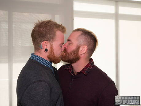 Il ragazzo sexy Chase Acland e il ragazzo sexy Zack Acland fanno l