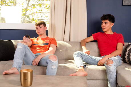 Hot american boys well-built Masyn Thorne and hot twink Luca Ambrose in hot homosexual action