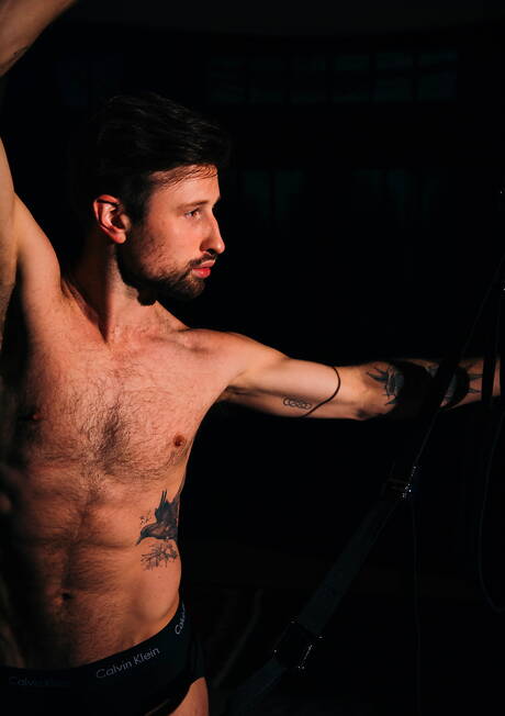 Der englische Otter Drew Dixon und der heiße amerikanische Twink Troye Jacobs lieben sich