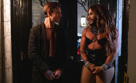 兩位美國健美運動員 Brock Banks 和年輕帥哥 Tayte Hanson 在口交後做愛